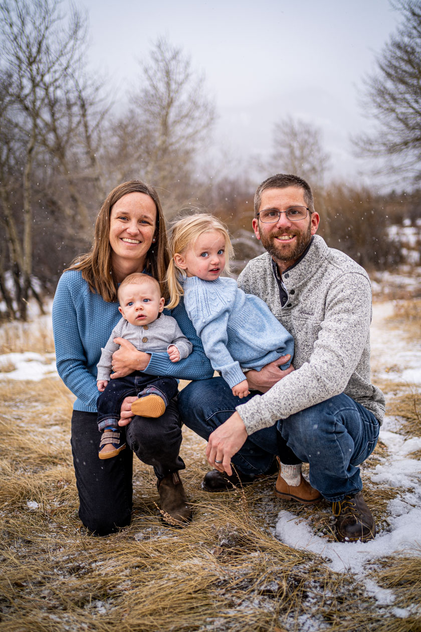 Winter family photo session in Rocky Mountain National Park, photographed by Estes Park family photographer, Joe Pyle